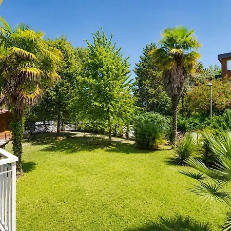 Apartment Garden&relax Maison - Pet Friendly - Private Garden And Barbecue Grado-Pineta