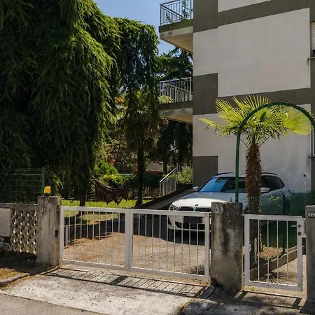 Apartment Garden&relax Maison - Pet Friendly - Private Garden And Barbecue Grado-Pineta